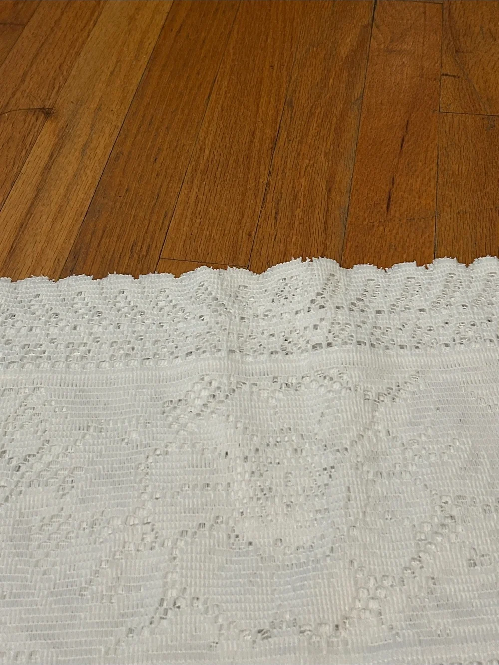 White Crochet placemats - Unbranded